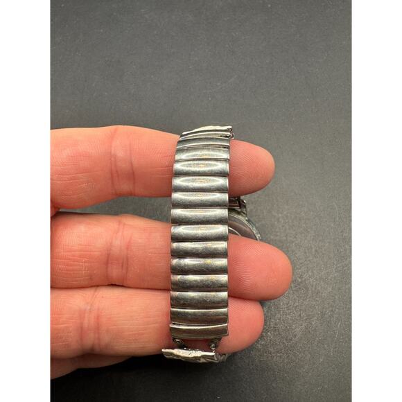 Vintage Timex Mechanical 160502471 Mercury Manual Silver Tone Chrome Plated - Picture 6 of 12